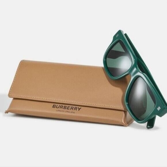 New - 💯 Original BURBERRY BE4394F HAYDEN SUNGLASSES","description":"BURBERRY BE - Picture 1 of 13